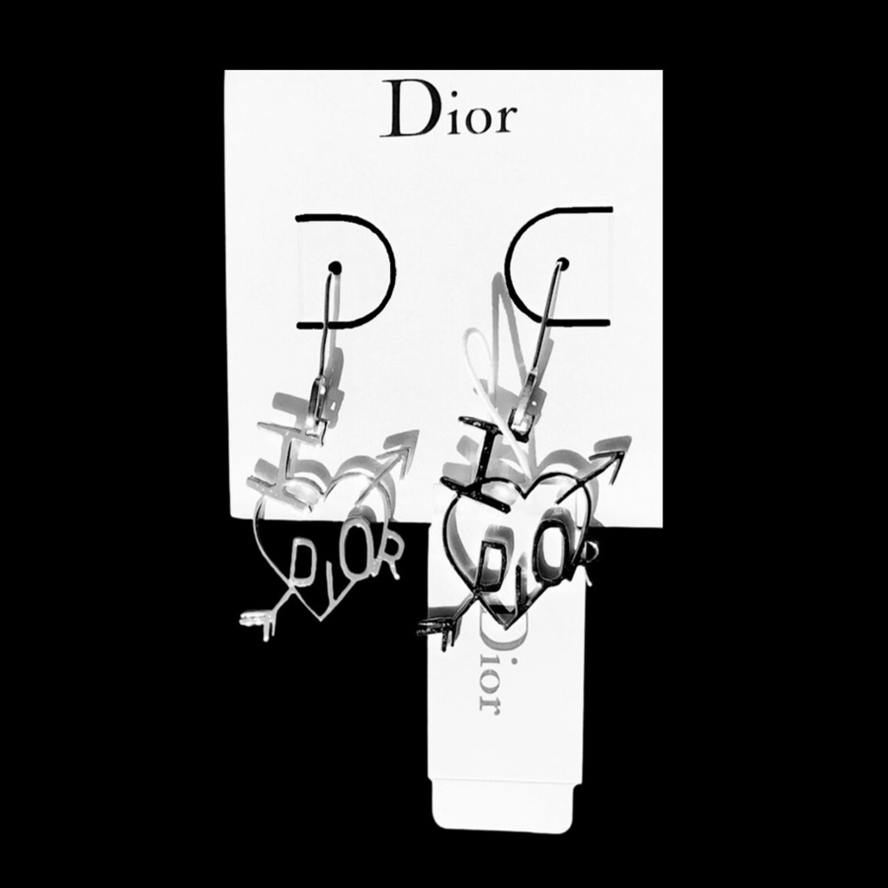 Christian Dior Silver “I Love You” Cupid heart earrings - Picture 2 of 14